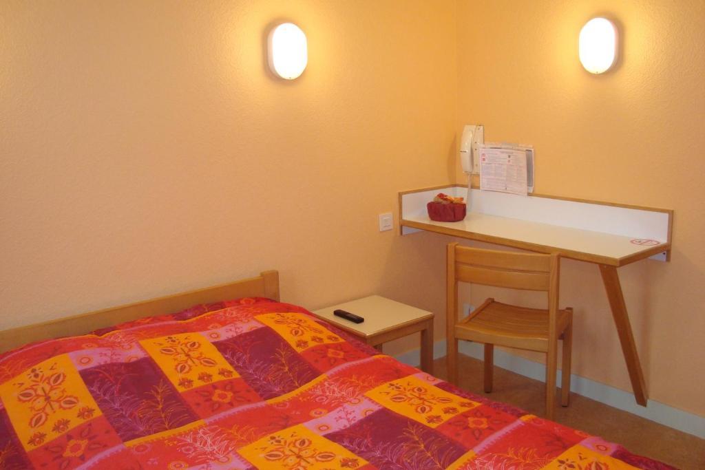 Hotel Le Bretagne Louvigne-de-Bais ภายนอก รูปภาพ