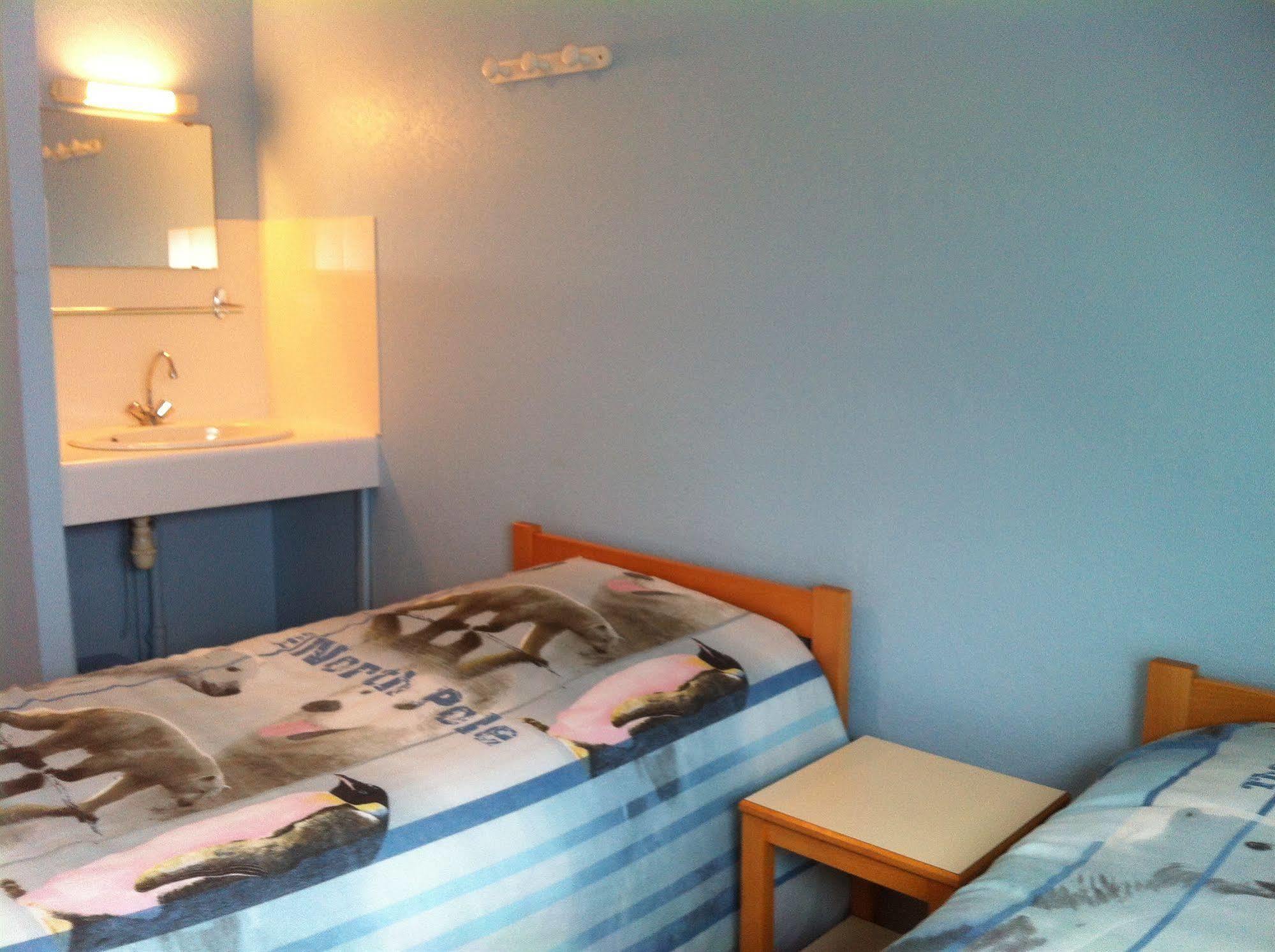 Hotel Le Bretagne Louvigne-de-Bais ภายนอก รูปภาพ